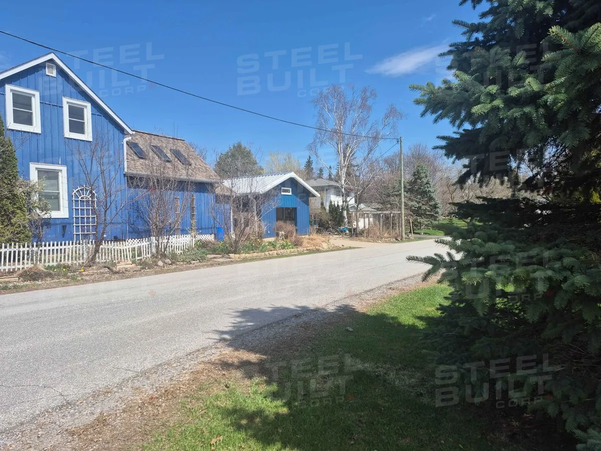 CLAREMONT, ON