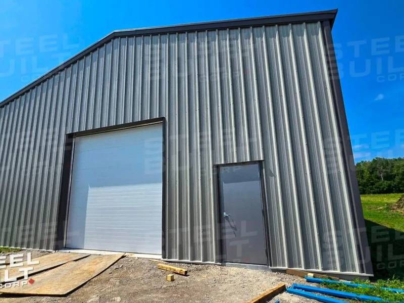 40x100x18', Industrial Building, Newtonville Ontario.